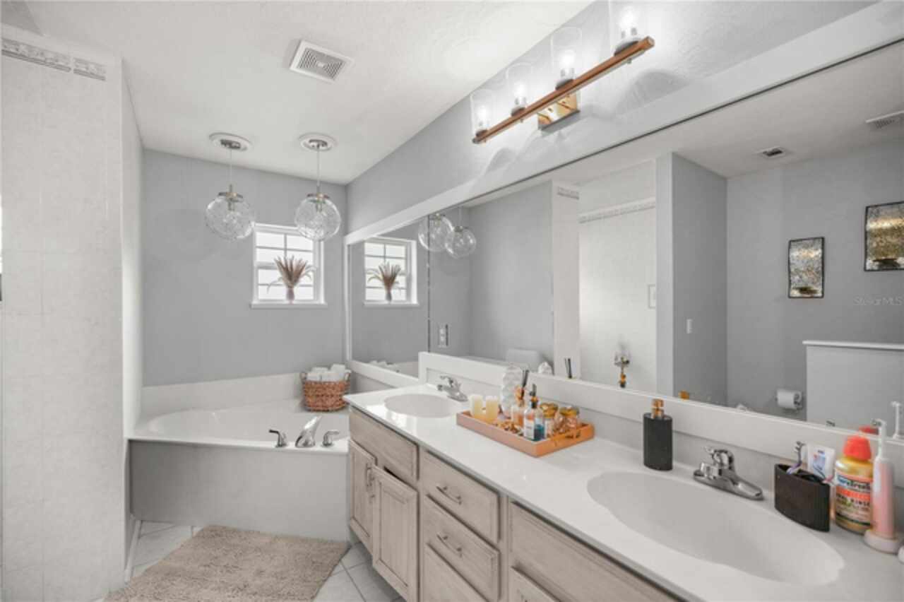 Listing Photo 28