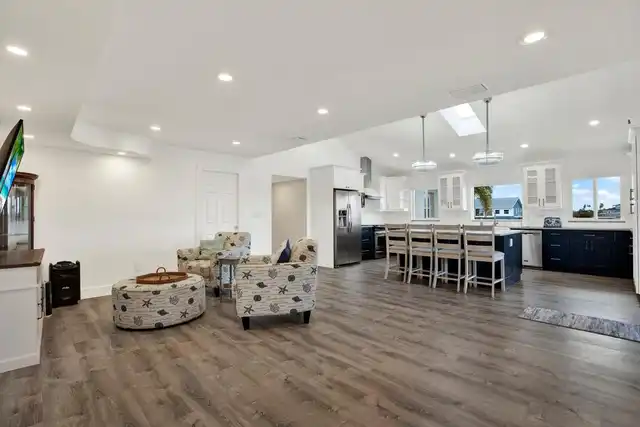 Listing Photo 18
