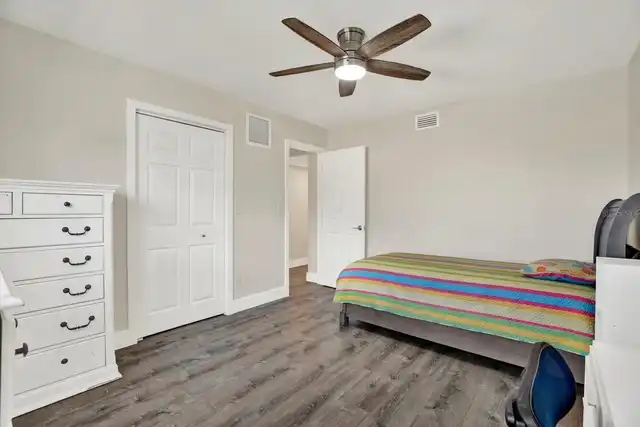 Listing Photo 23