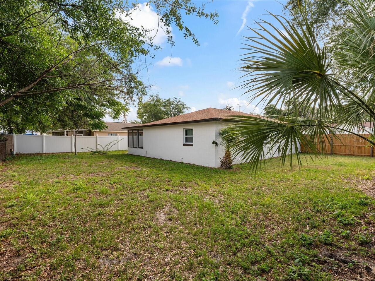 Listing Photo 17