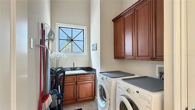Listing Photo 33