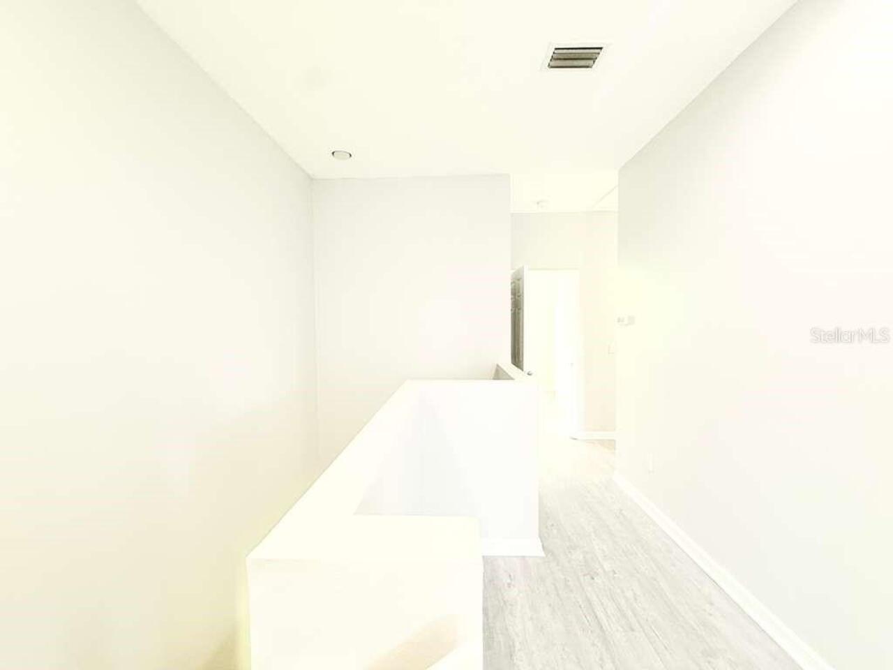 Listing Photo 20