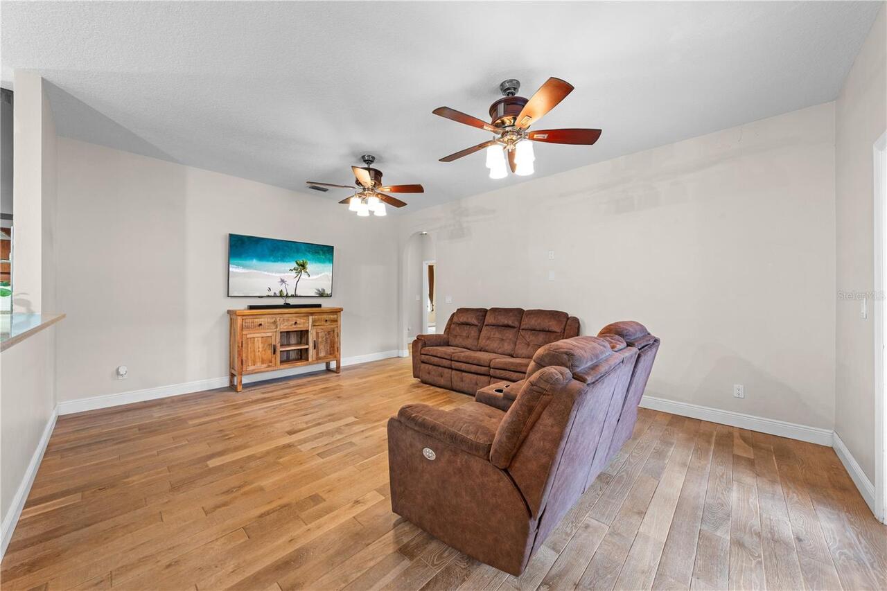 Listing Photo 33