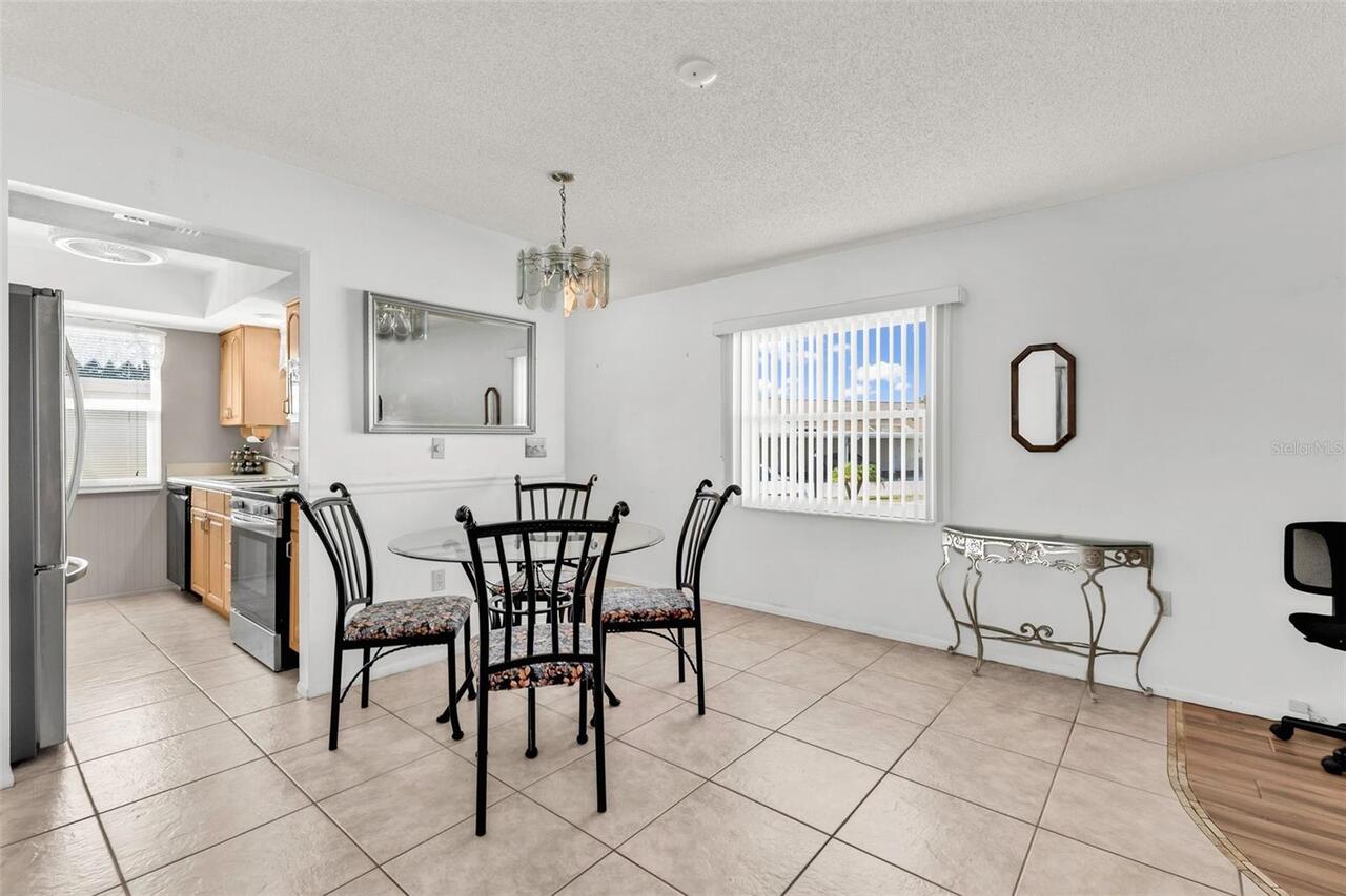 Listing Photo 12