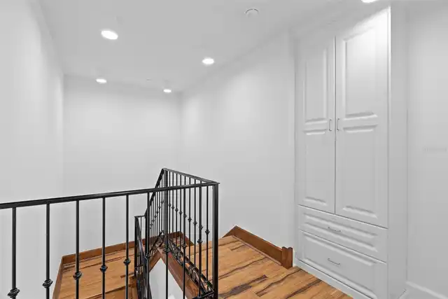 Listing Photo 25