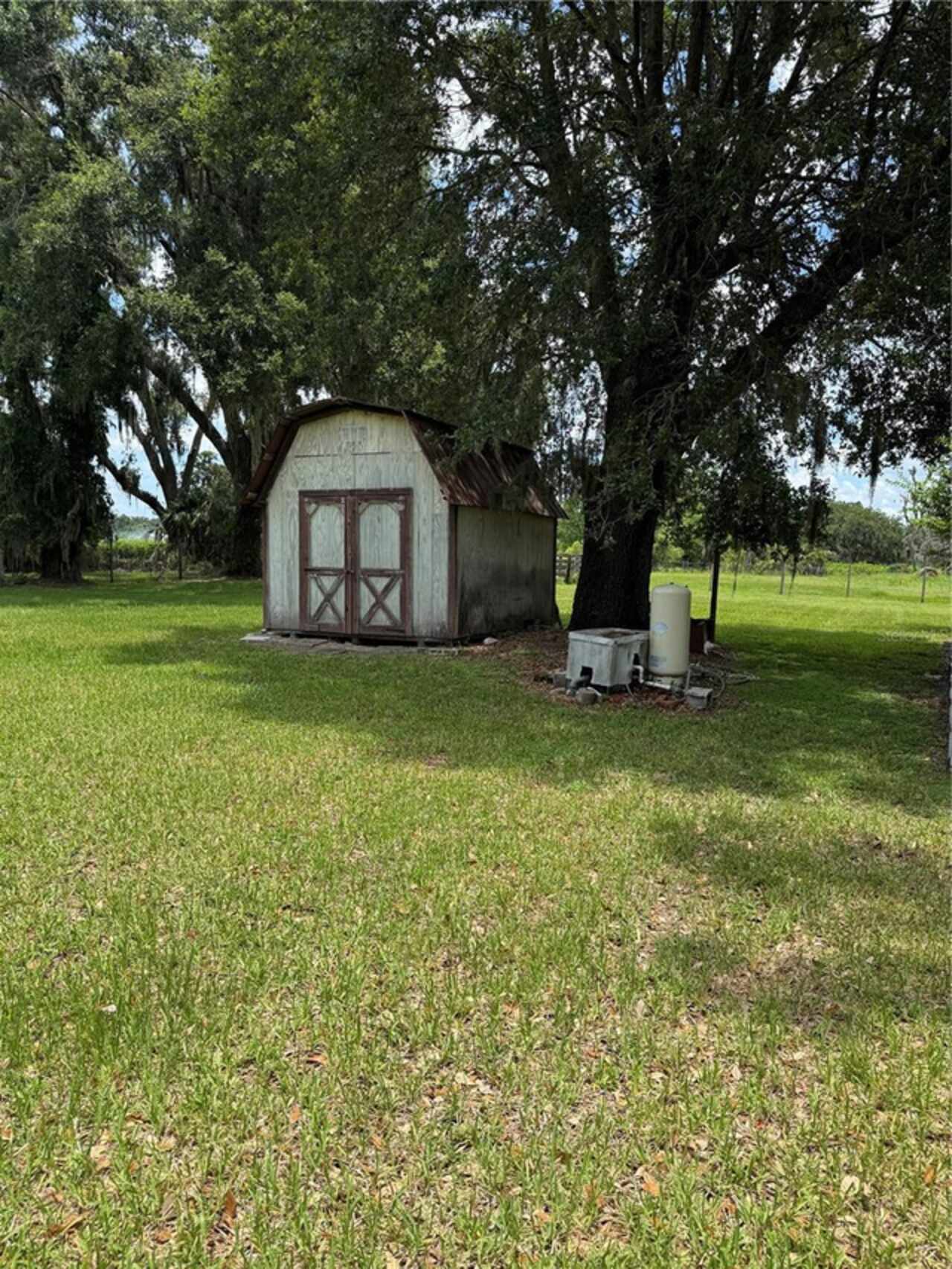 Listing Photo 17