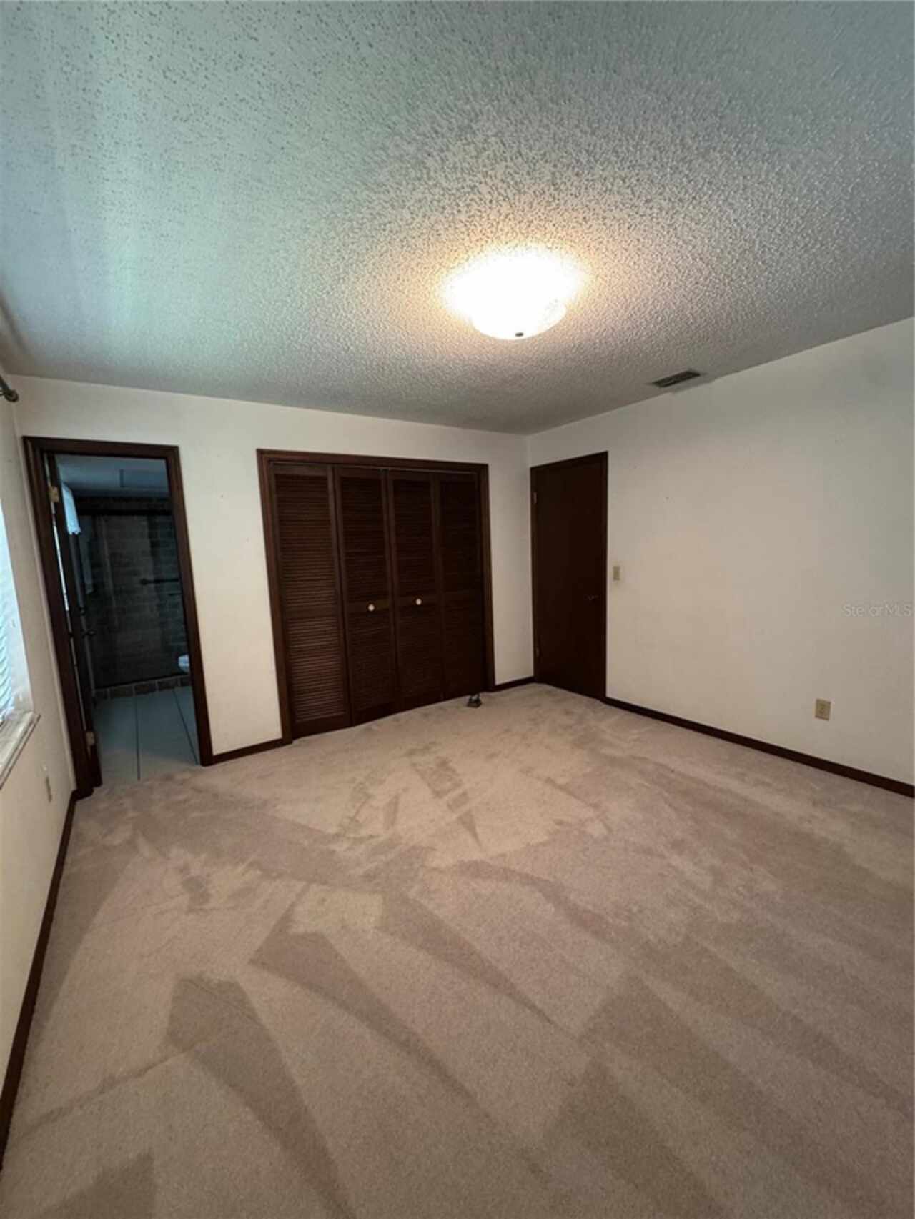Listing Photo 33