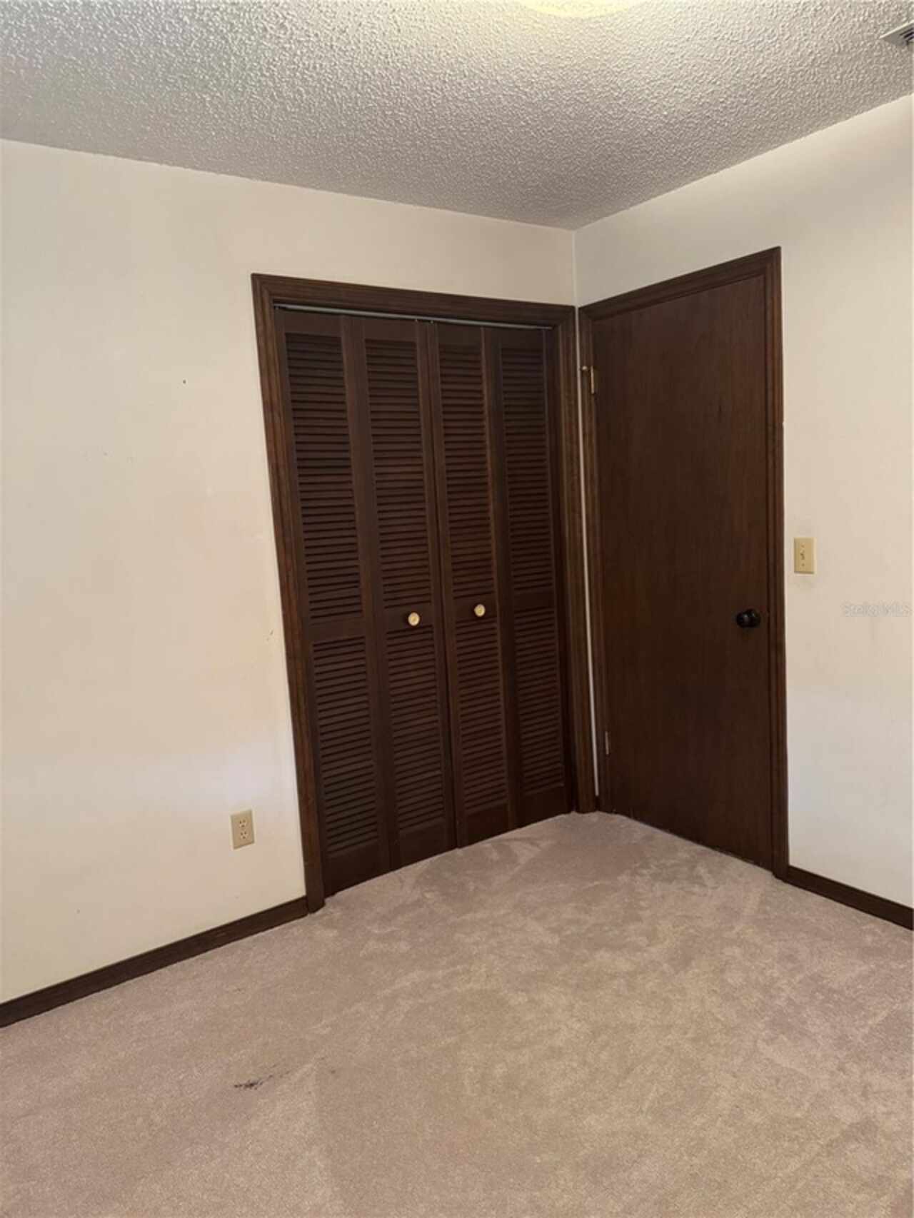 Listing Photo 37