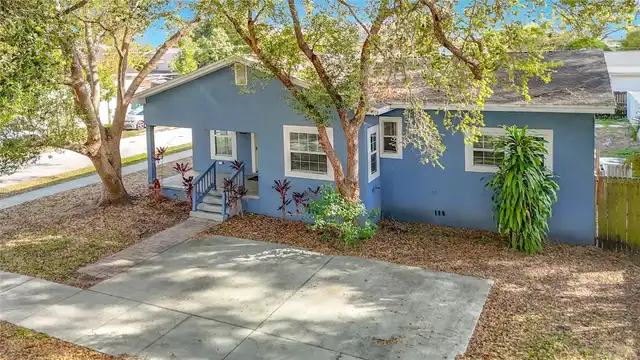 Listing Photo 6
