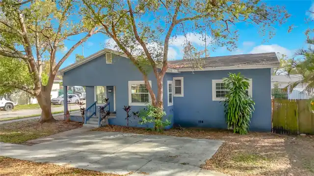 Listing Photo 7