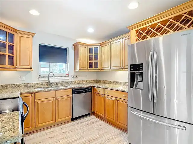 Listing Photo 18