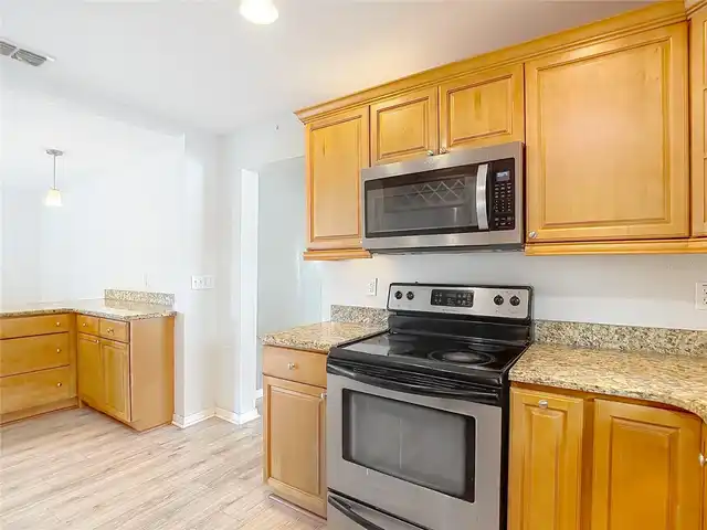 Listing Photo 21