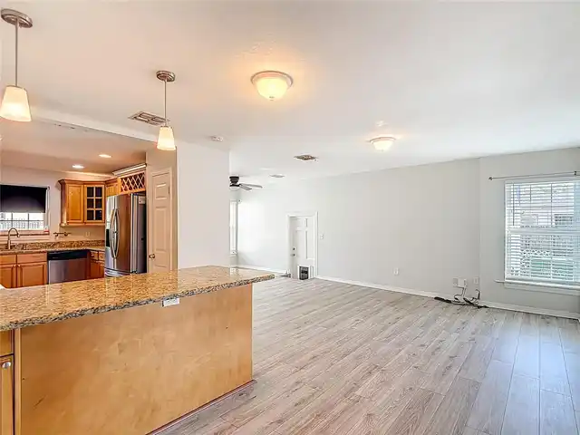 Listing Photo 25
