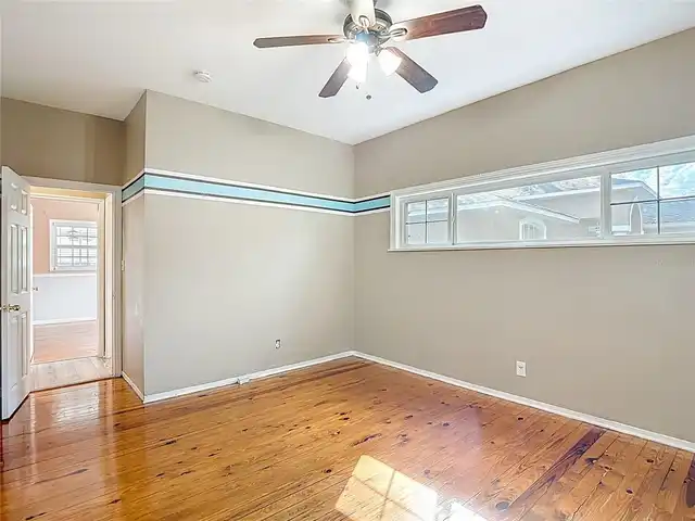 Listing Photo 43
