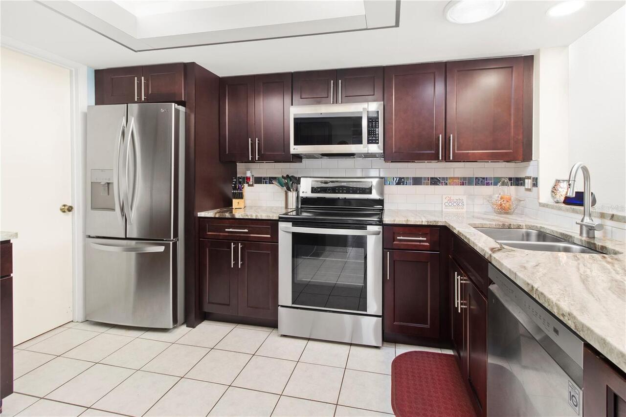 Listing Photo 18