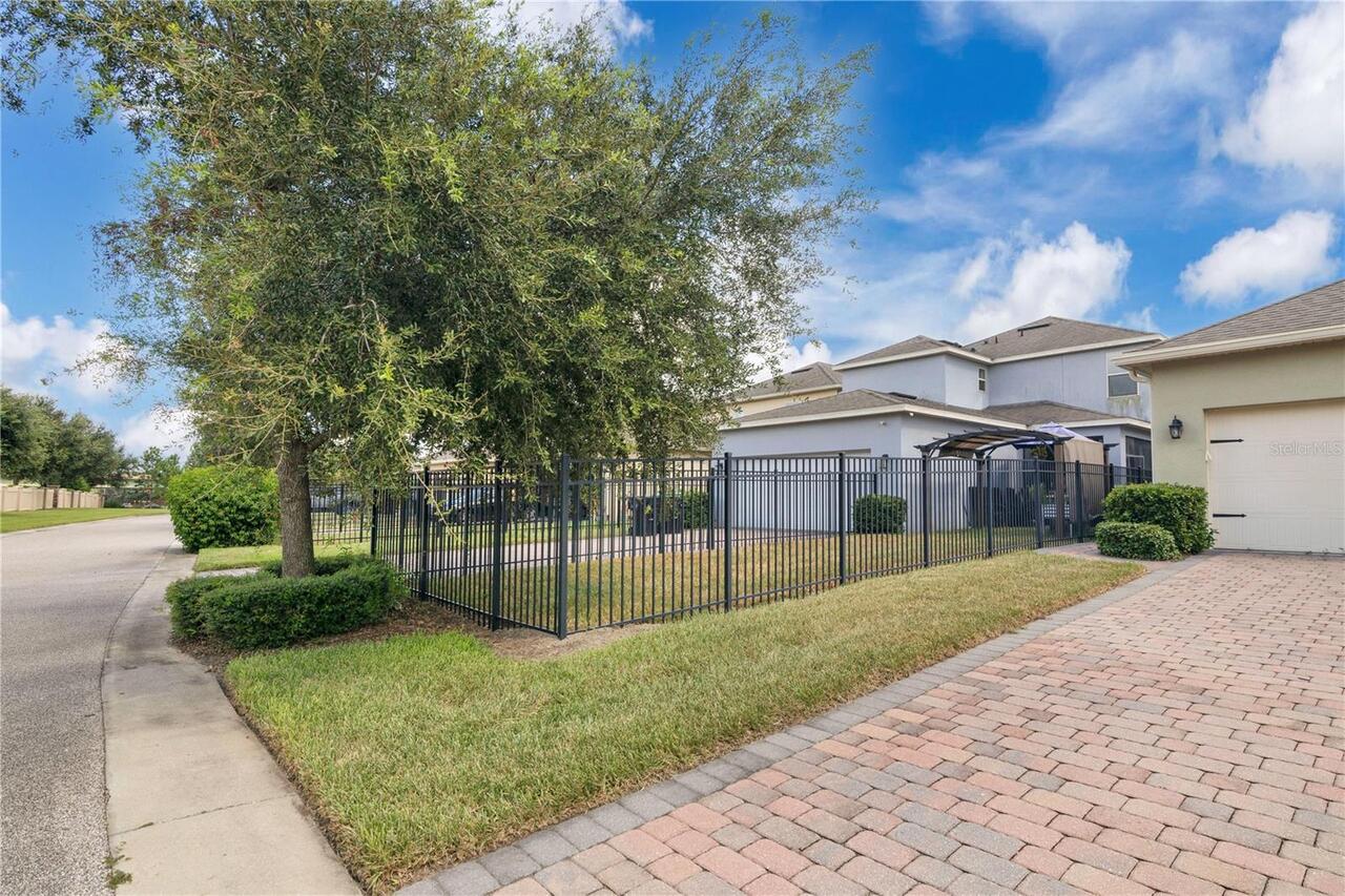 Listing Photo 25
