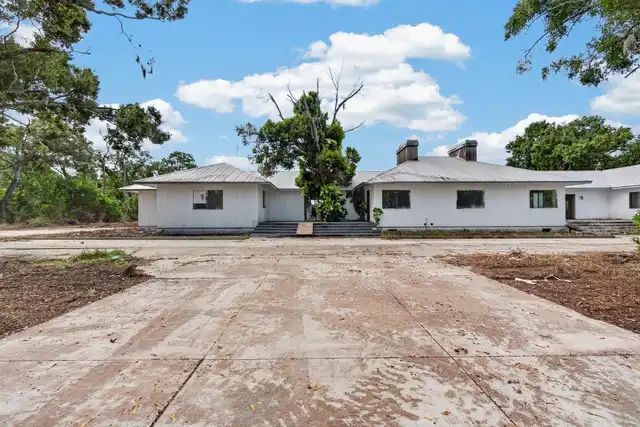 Sarasota Real Estate