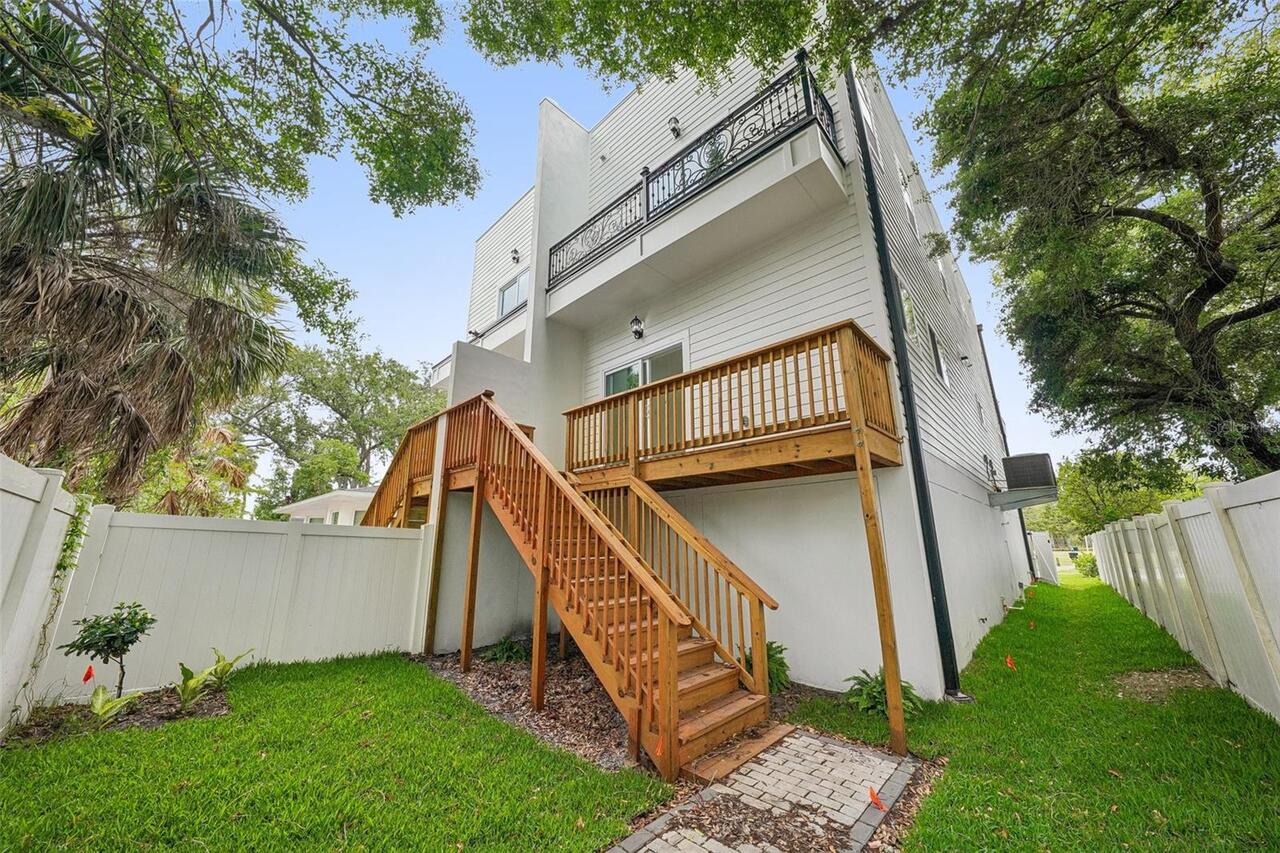 Listing Photo 16