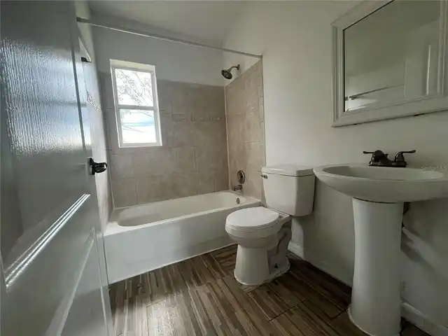 Listing Photo 7