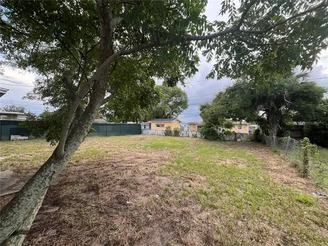 Listing Photo 32