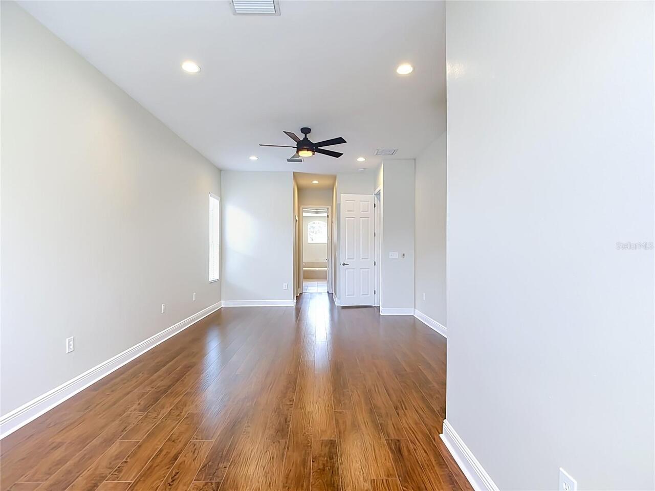 Listing Photo 42