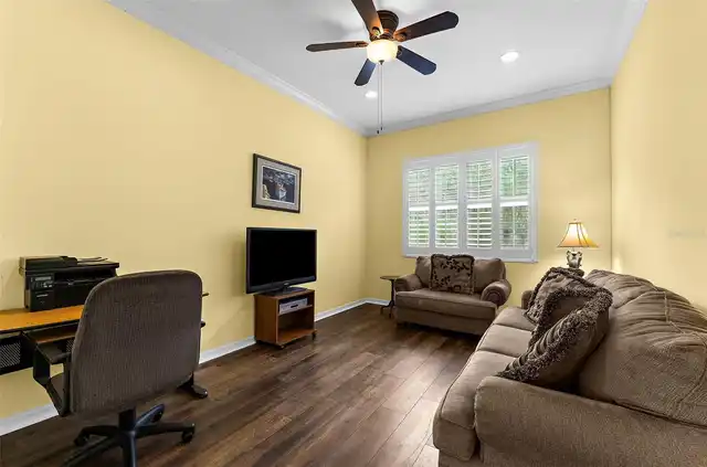 Listing Photo 22