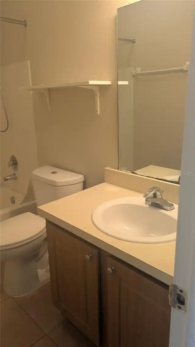 Listing Photo 8