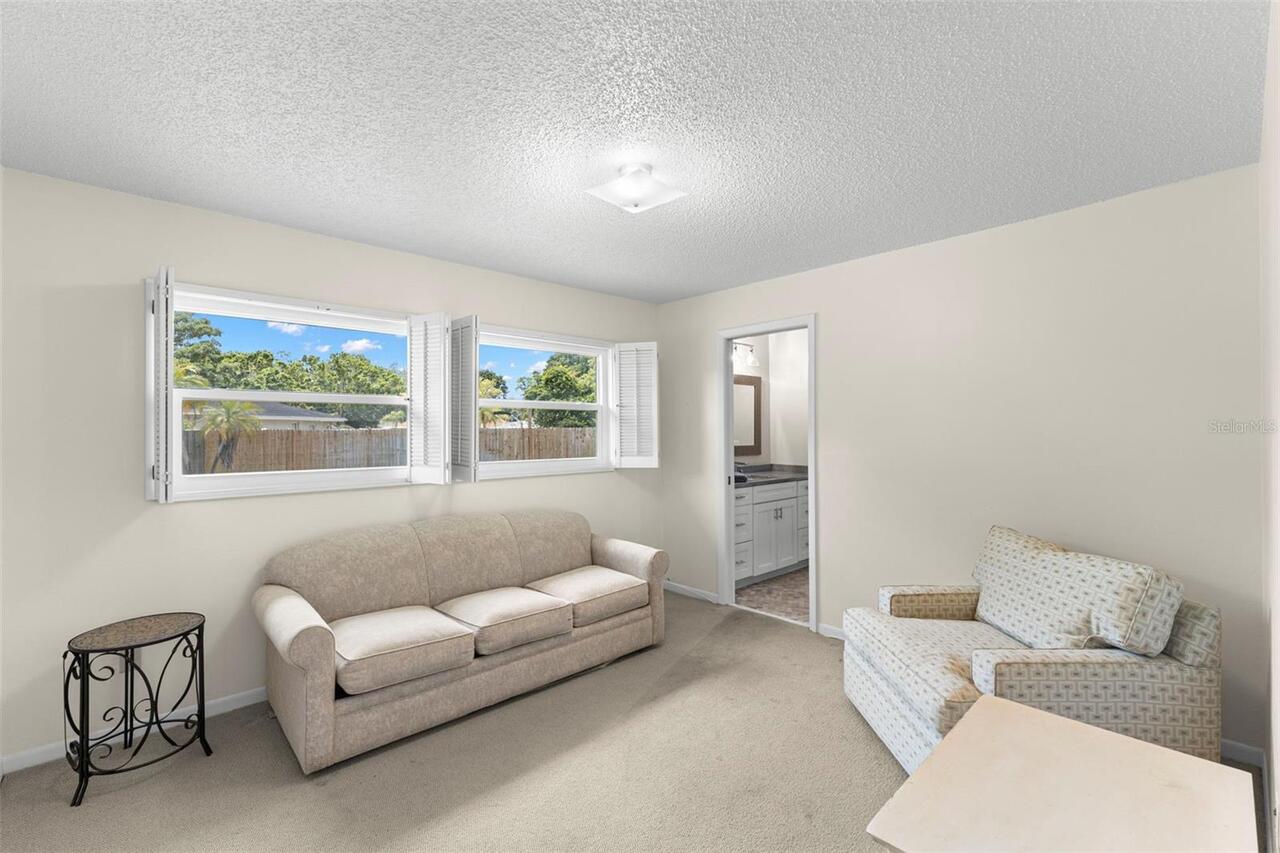 Listing Photo 32