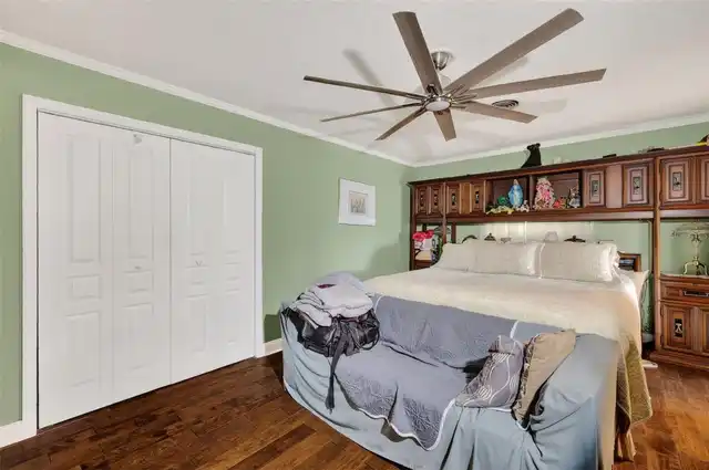 Listing Photo 21
