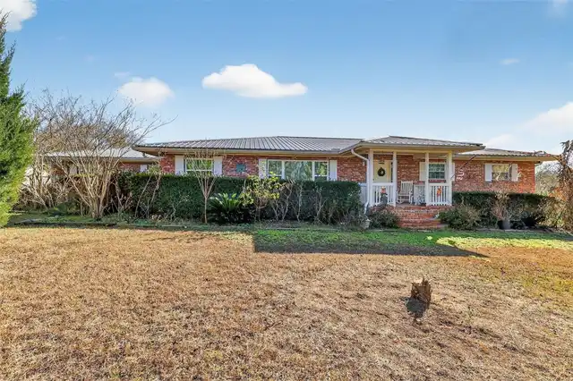 Listing Photo 38