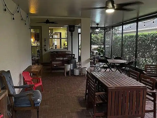 Listing Photo 11
