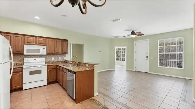 Listing Photo 22