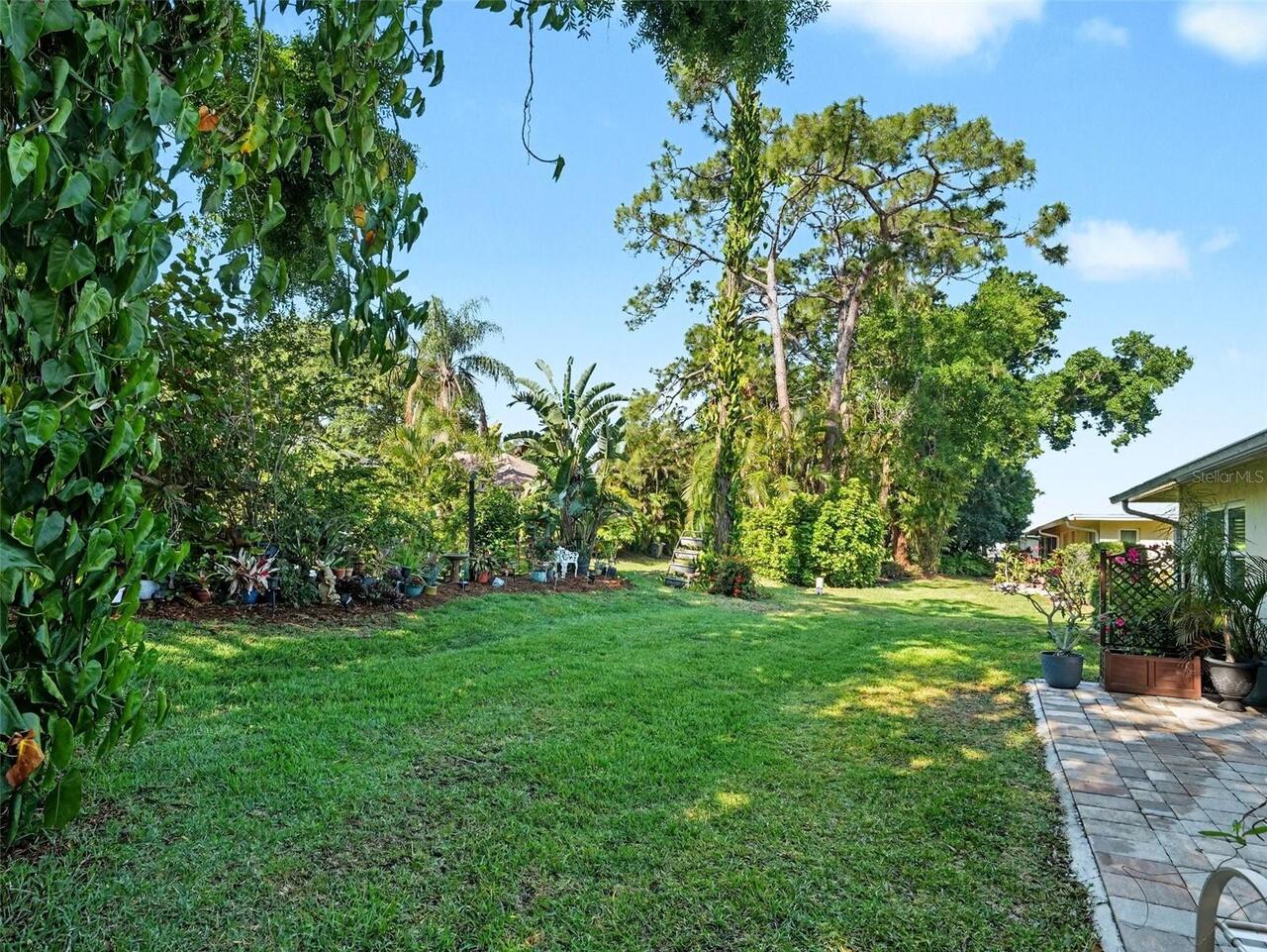 Listing Photo 16