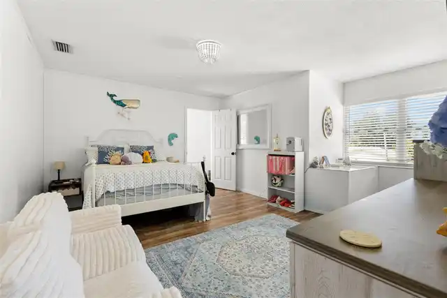 Listing Photo 45
