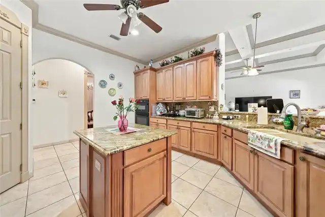 Listing Photo 19