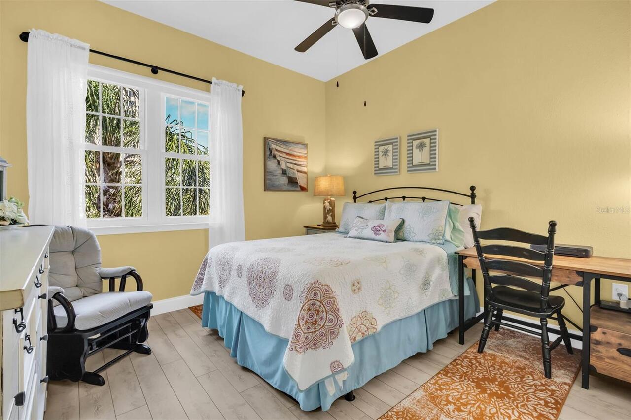 Listing Photo 17