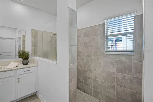 Listing Photo 20