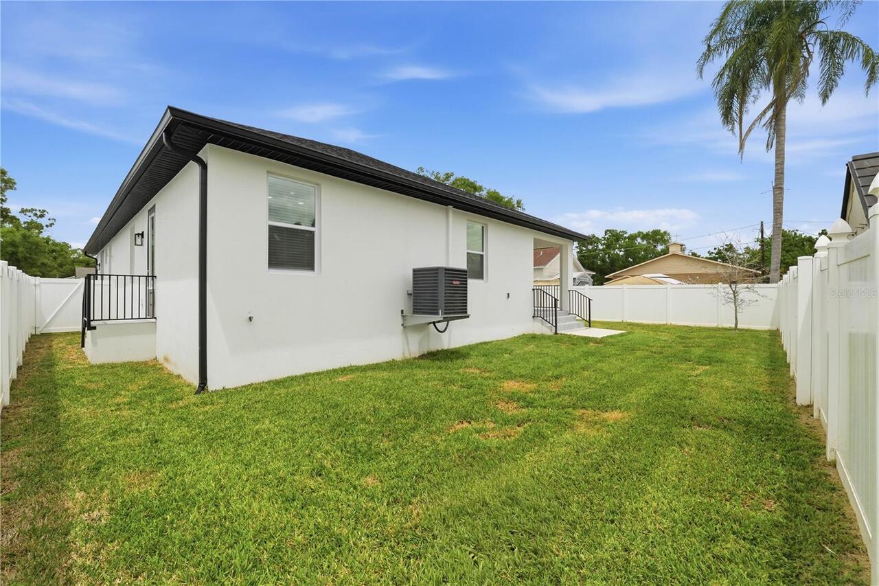 Listing Photo 15