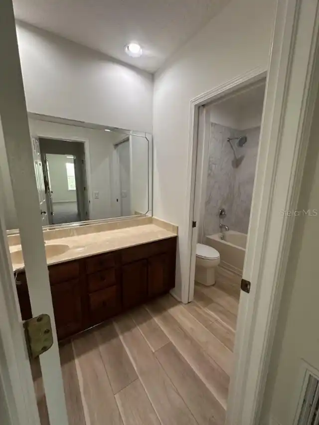 Listing Photo 18