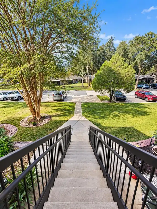 Listing Photo 16