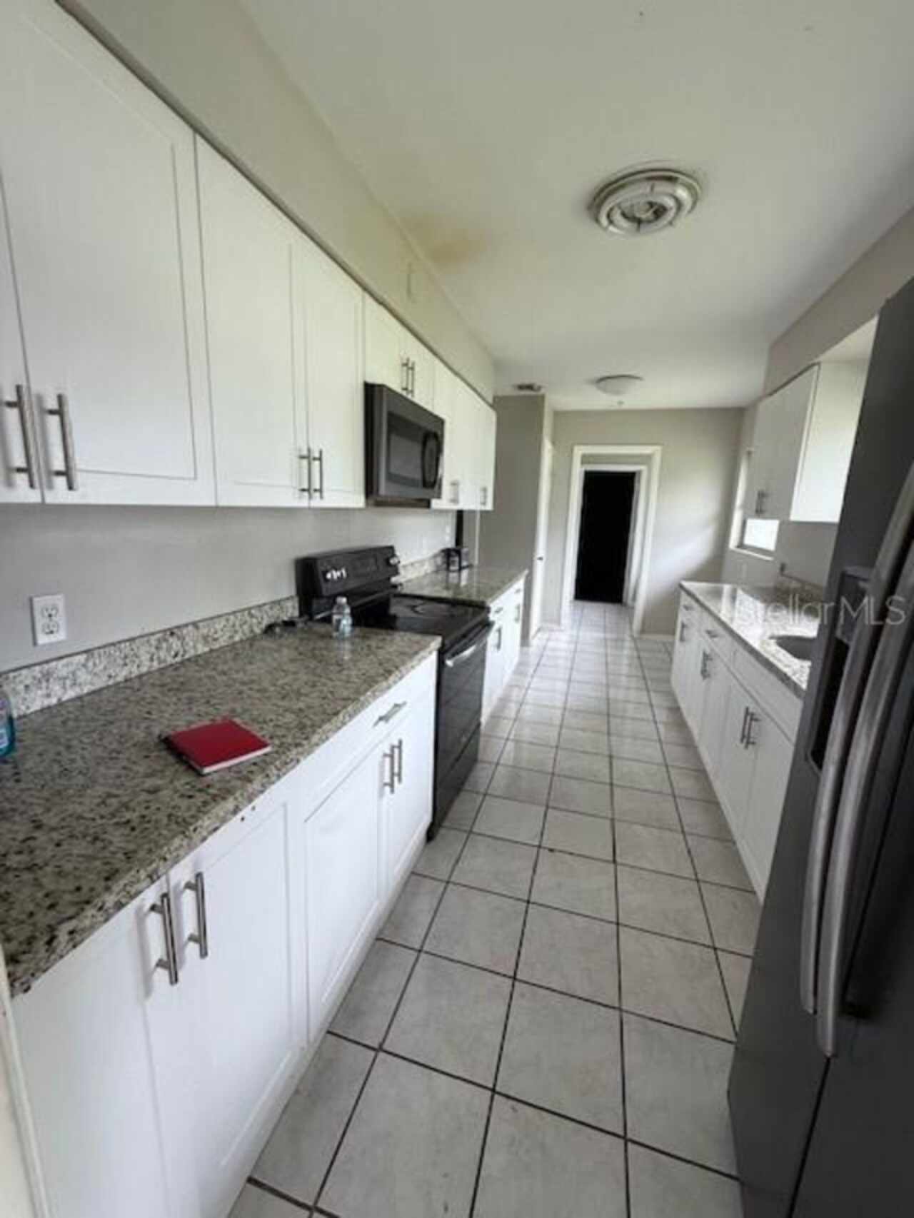 Listing Photo 8