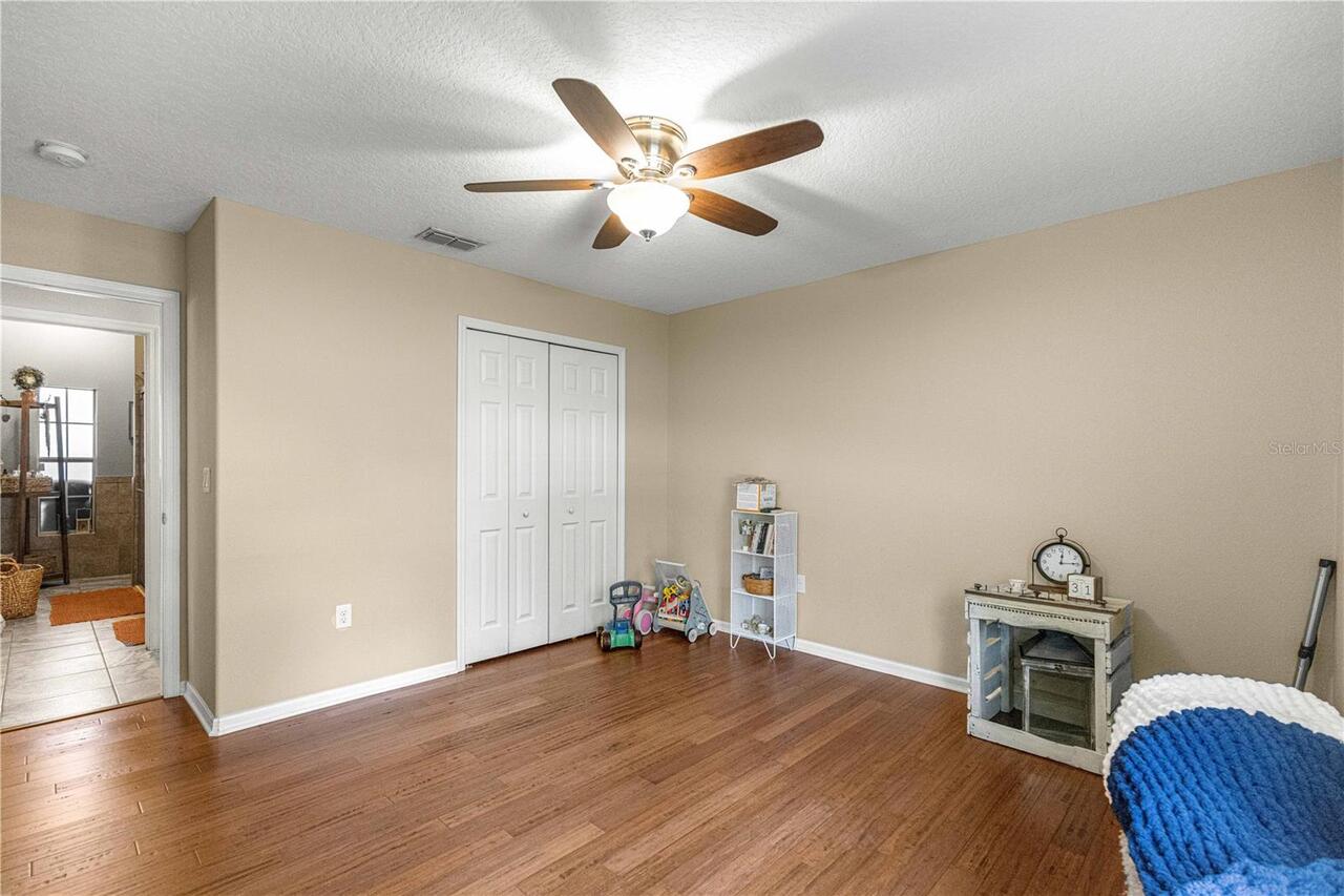 Listing Photo 33