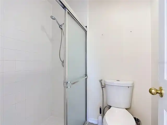 Listing Photo 24