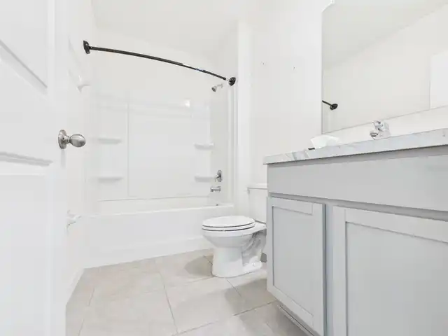 Listing Photo 9