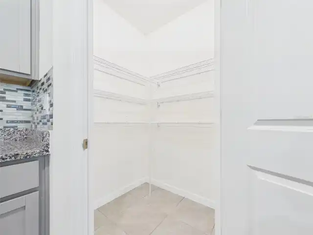 Listing Photo 22