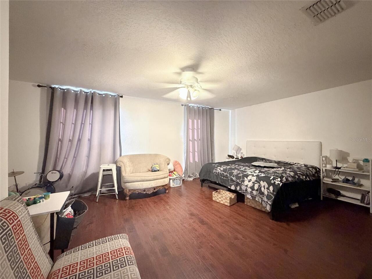 Listing Photo 18