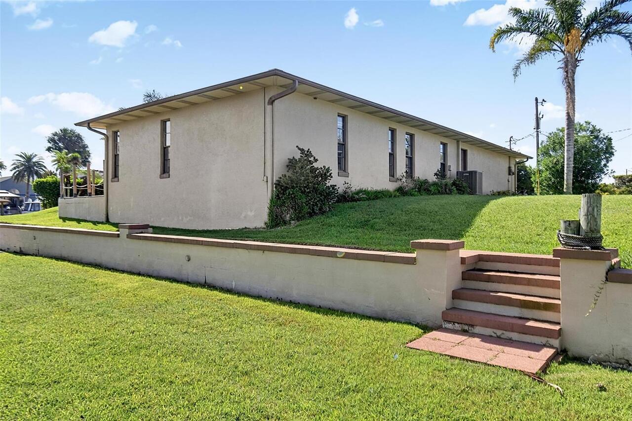 Listing Photo 16