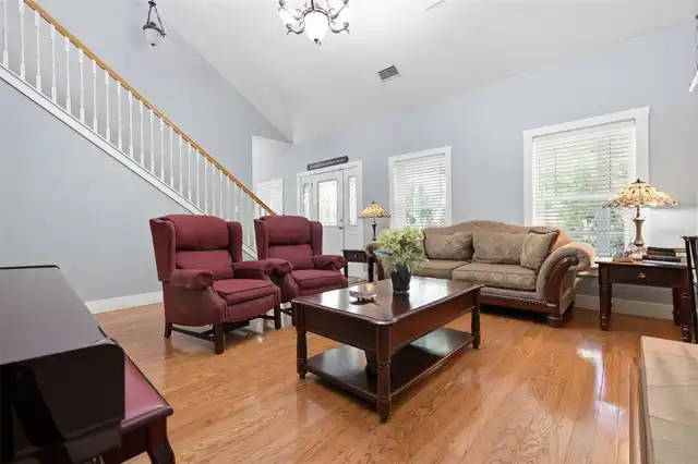 Listing Photo 7