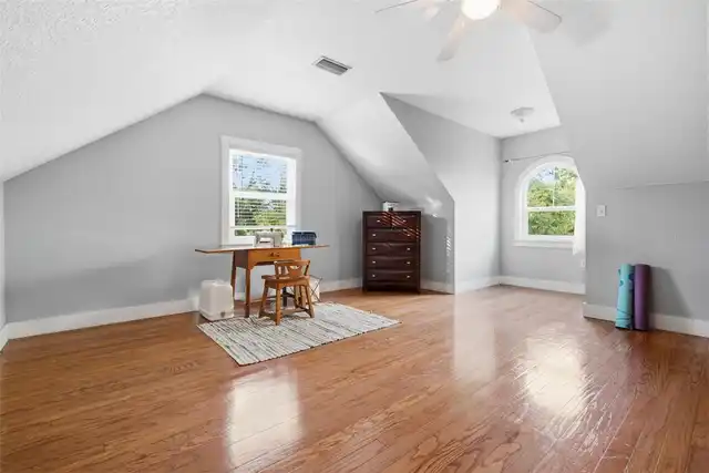 Listing Photo 33
