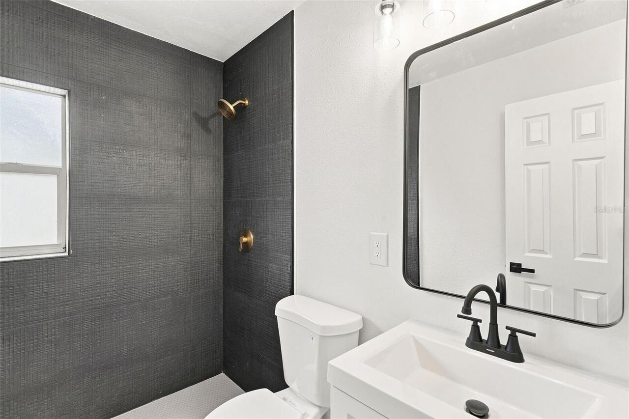 Listing Photo 24